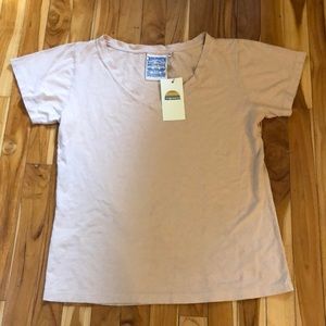 Lovely NWT Jungmaven Paige v-neck tee